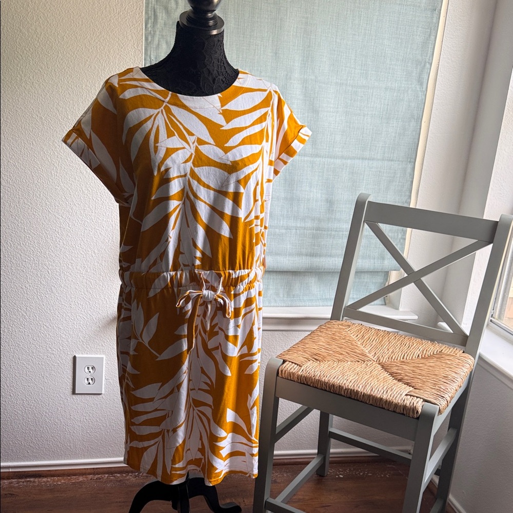 Liz Claiborne Mustard and White Leaf Print Dress
